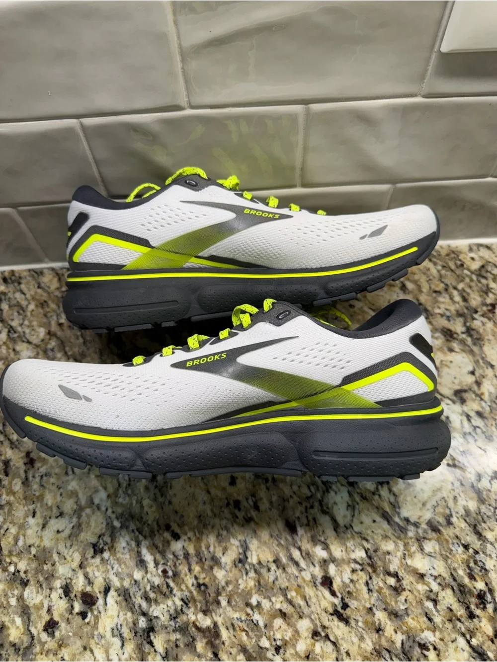 Brooks gray running shoes with neon yellow accents - Picture 5 of 6